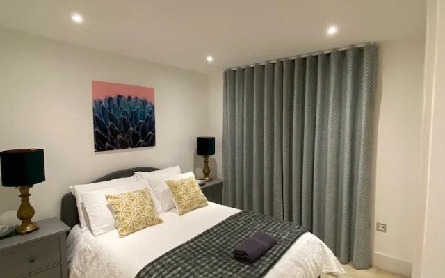 Fabulous 2 bed Apartment in Vauxhall