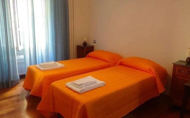 Bed And Breakfast Adducis House