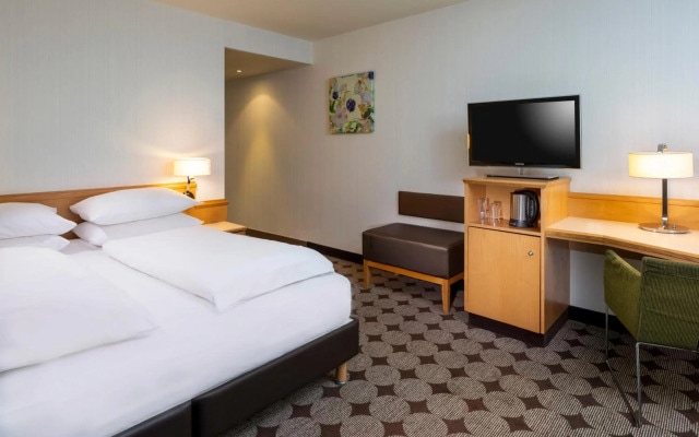 Mövenpick Hotel Nuernberg Airport