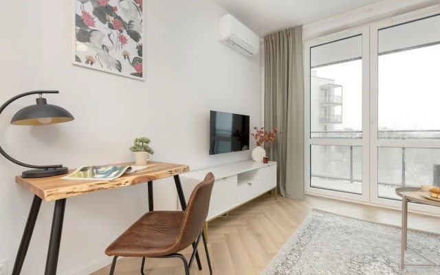 Modern Apartment With Balcony by Renters