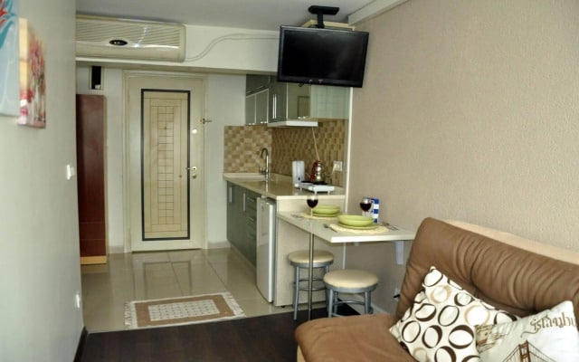 CMY Apart Hotel