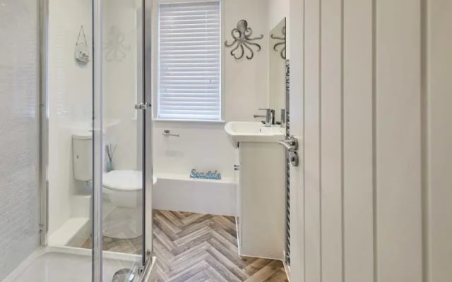 Host Stay Sea View Road