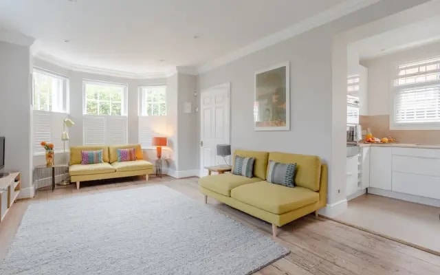 Kings Cross House Sleeps 6