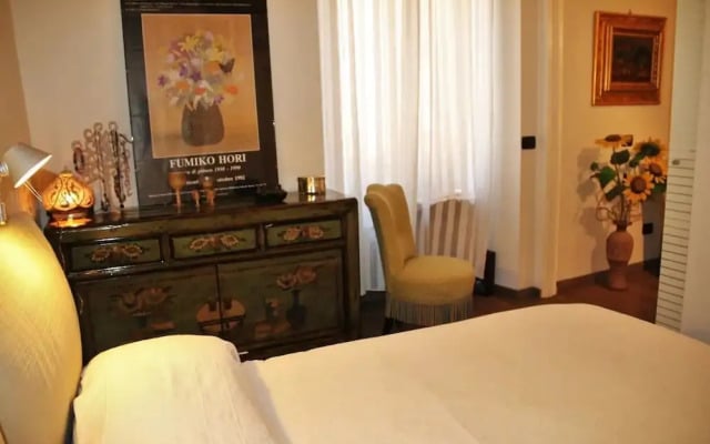 Apartament House 25