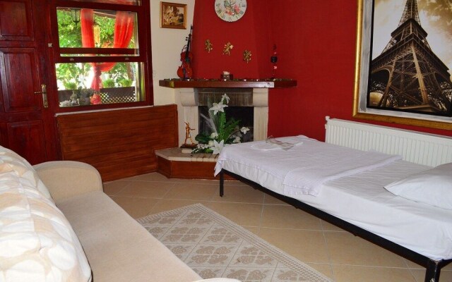 Destina Boutique Hotel