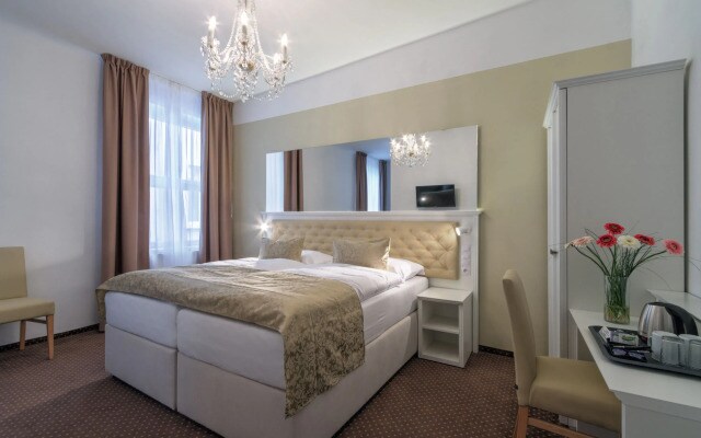Hotel Taurus