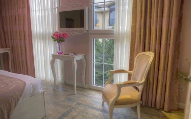 Elegance Asia Hotel