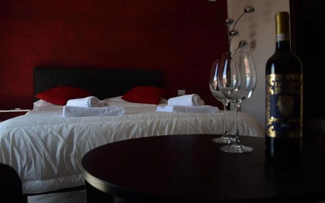 Free Hotel
