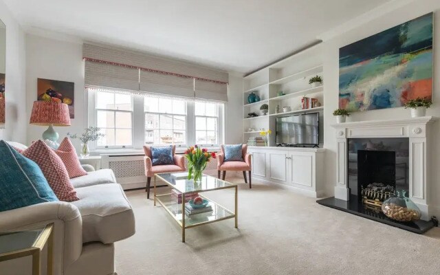 Sloane Avenue IV by Onefinestay