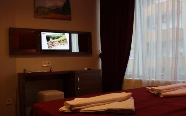 Somya Hotel