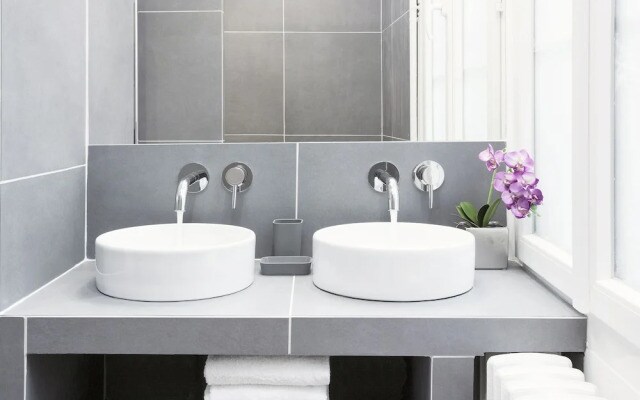 Luxury 2BDR Le Marais I by Livinparis