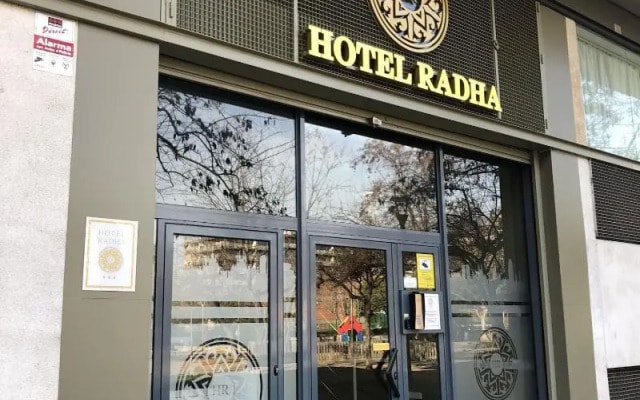 Hotel Radha