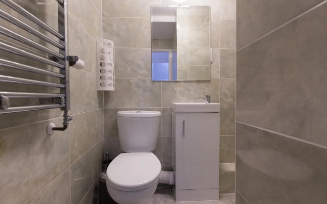 Tottenham Rooms by EveryWhere to Sleep London