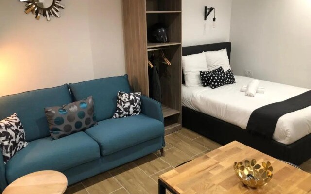 Tour Eiffel Apartment