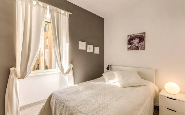 Italy Rents Colosseum - Termini