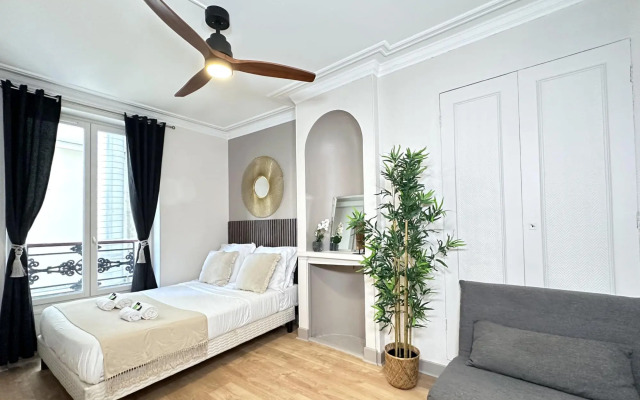 5494B - Appartement familial - Batignolles