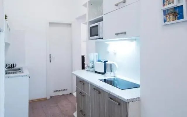 Modern Apartment Navrátilova II