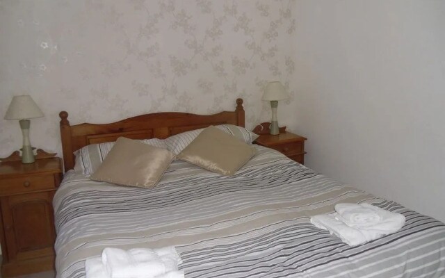 Fourways Hotel