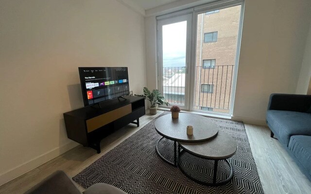 Highend 2bed Duplex Apt With Top Floor Terrace