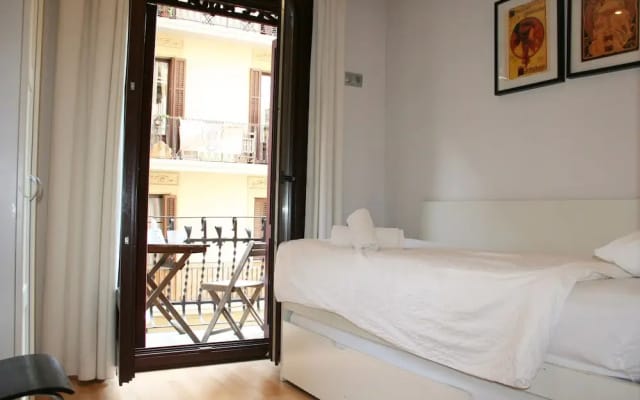 Avenida Apartments Tapioles II