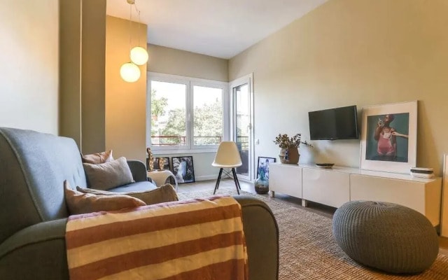 Stylish 4 bed Apt in the Center