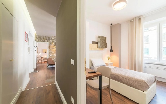 Guest Roma House
