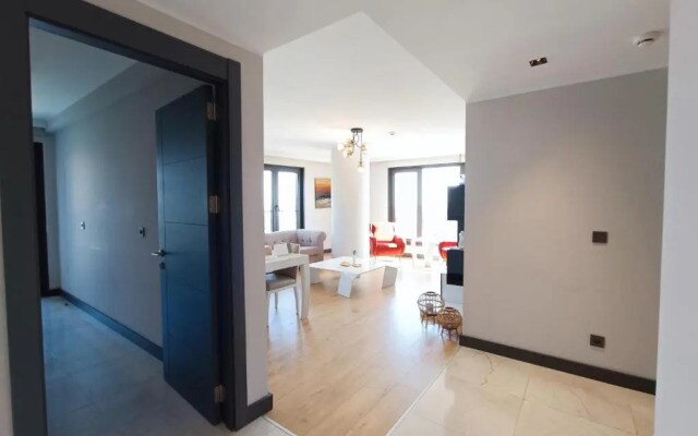 Luxury Fully Equipped 3BR 2BA Apartment by Siena Suites