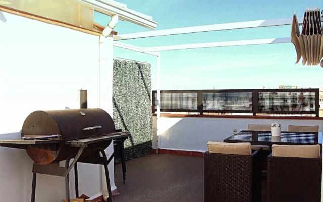 F03 Apartment with private rooftop