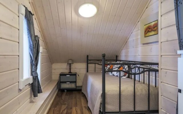 Holiday Home Aihki a