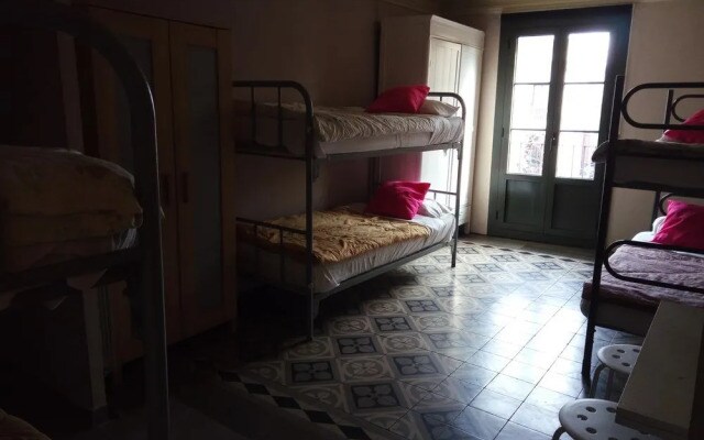 Ramblas Budget Apartments