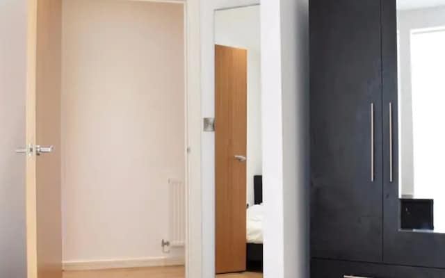 Bright and Spacious Apartment near London Bridge