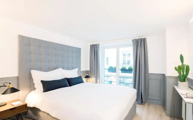 Livinparis - Luxury 4 Bedrooms Le Louvre I