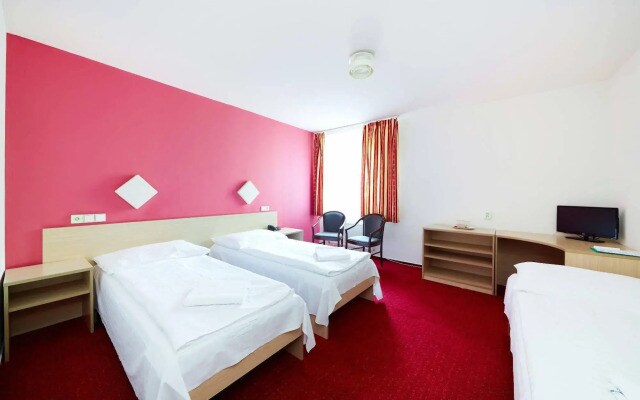 Hotel Mars