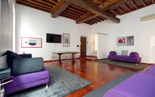 Campo dei Fiori 3-bed Apartment, hi Standing