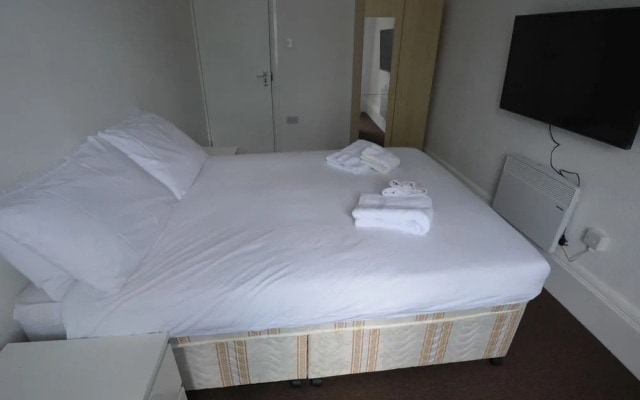 Central Comfort Rooms