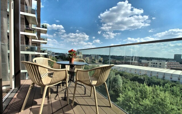 2 Bed Luxury Apartment in N. Greenwich