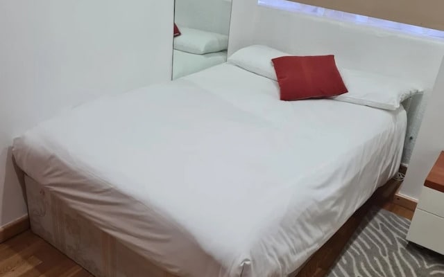 Roland House Apartments