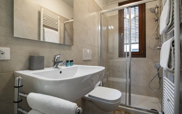Dorsoduro Suite 1241 by Wonderful Italy