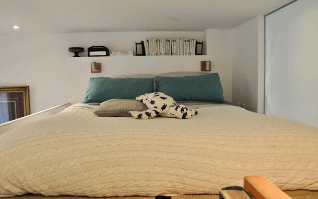 Splendid Apartment Near Trocadero