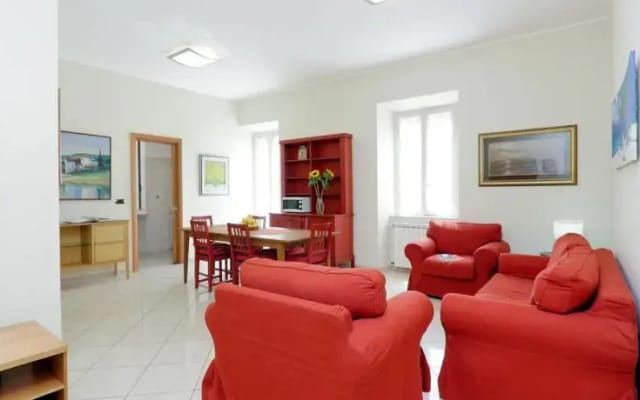 Alba Halldis Apartment