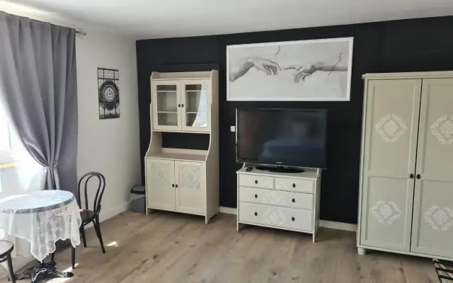 Airport Rooms