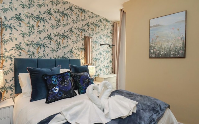 Blackburn Heights Apartment