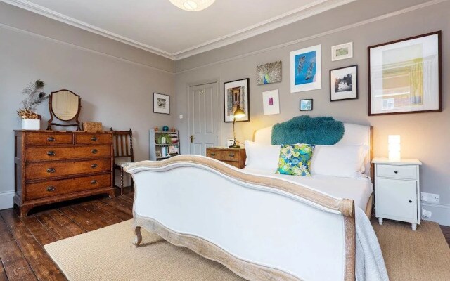 Botanical Home in East Dulwich