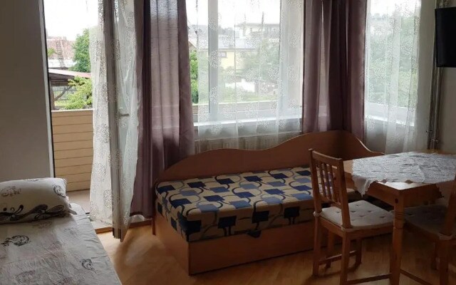livingpalanga- Meta12
