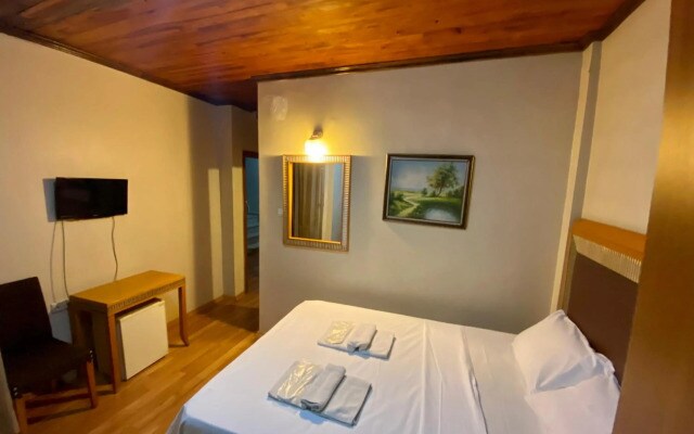 Albea Hotel