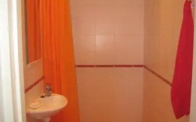 Sae Hostel