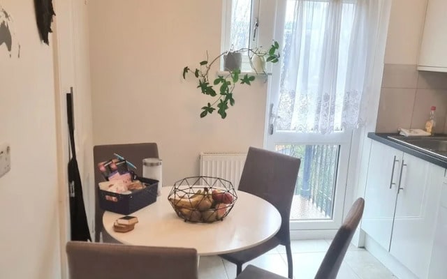 Stylish 2bed 2bath 8min to LondonBridge
