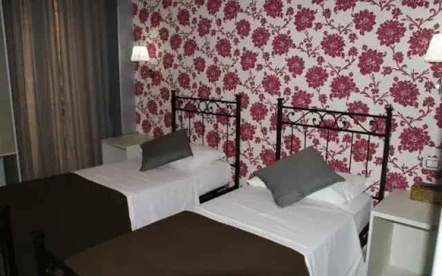 Rome Orange Inn