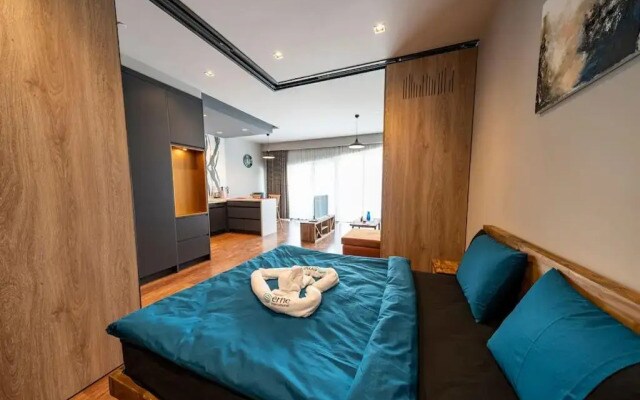 Classy, quality furnished residence-7/24 security ( Benesta 10 )