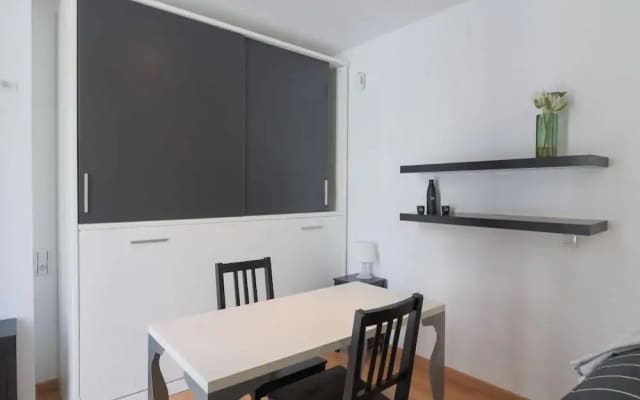 Open Plan Studio in Carreteria